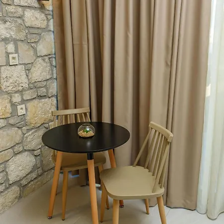 Achatis With Sea View Apartmán *