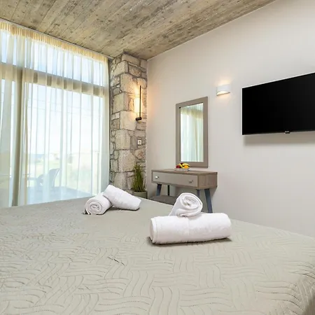 Achatis With Sea View Apartmán Kolimvárion